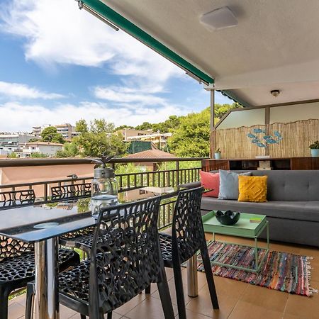 Beach Front Retro Hideaway In Salou Extérieur photo